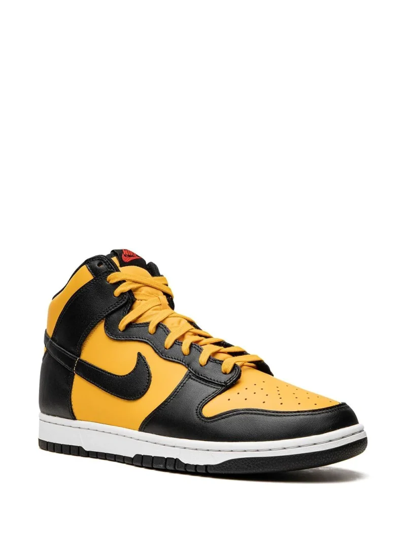 Dunk High Retro Sneakers