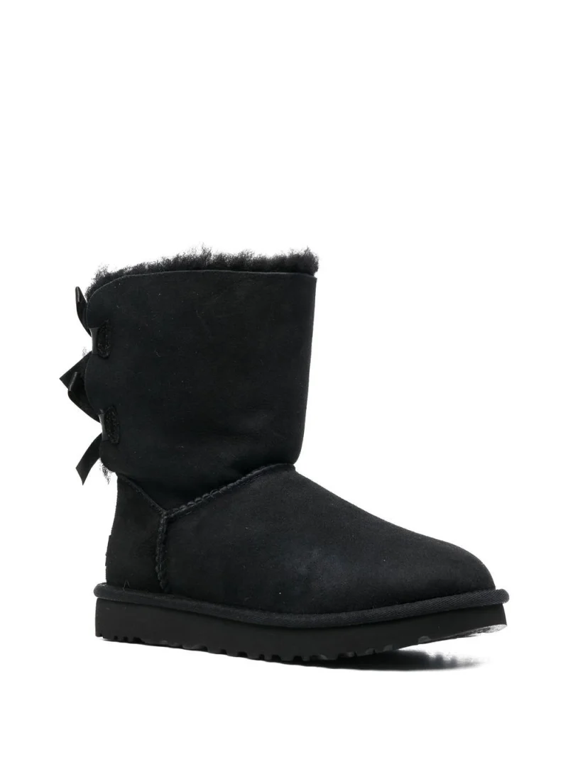 UGG Bailey Boots
Black