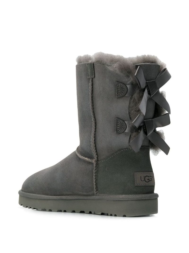 UGG Bailey Boots
Grey